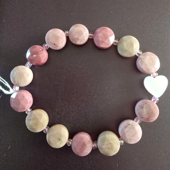 10mm Rhodochrosite With Shell Heart Bracelet - Picture 3 of 6